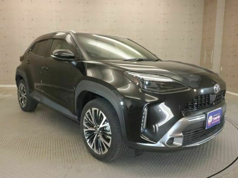 YARIS CROSS