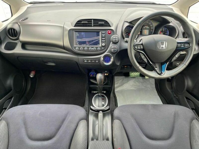 FIT HYBRID