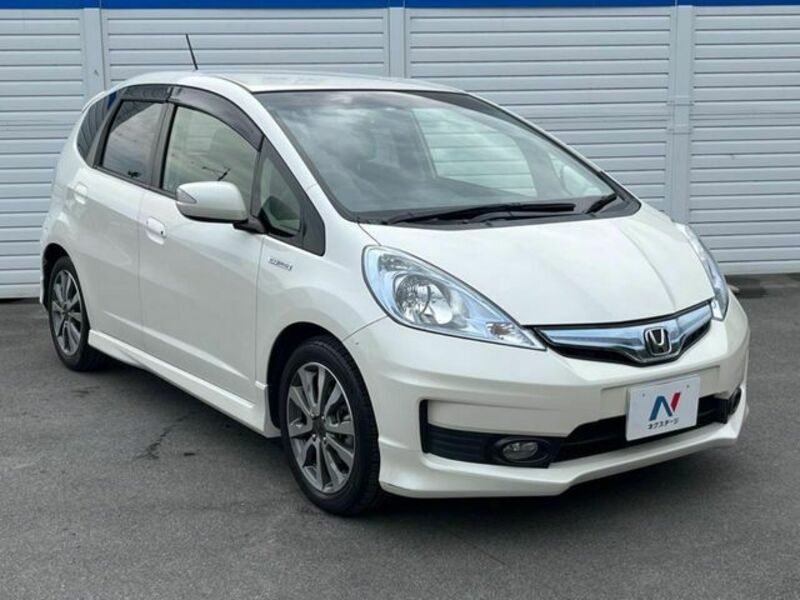 FIT HYBRID