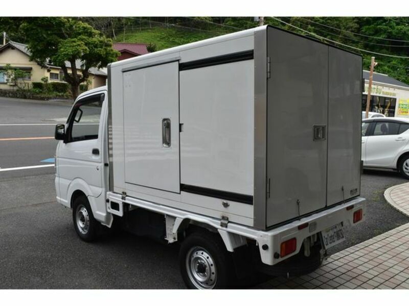 CARRY TRUCK