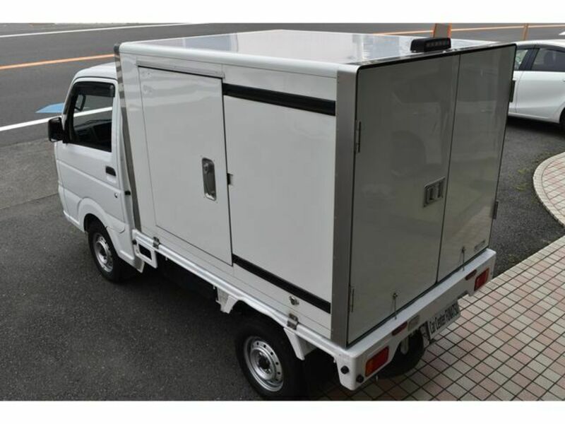 CARRY TRUCK