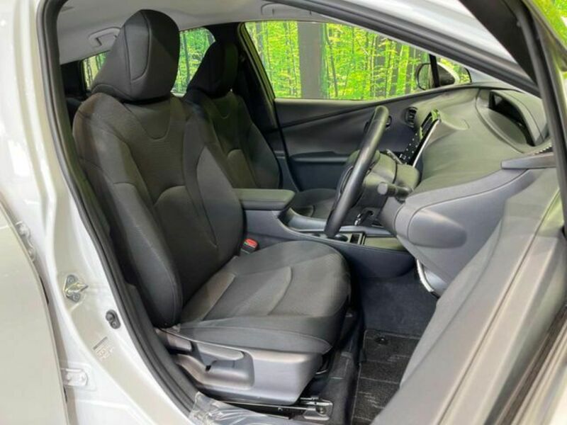PRIUS-7