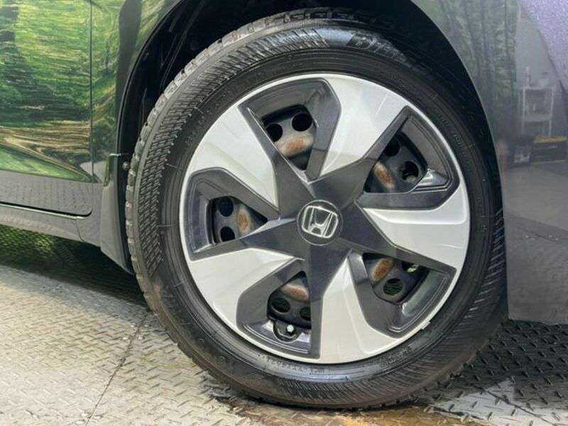 FIT HYBRID