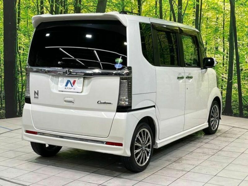 N BOX CUSTOM