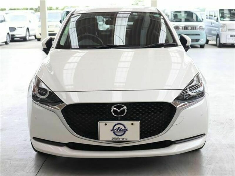 MAZDA2