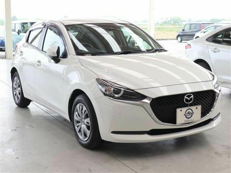MAZDA2