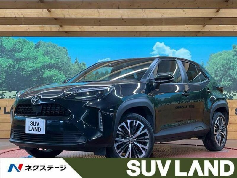 YARIS CROSS