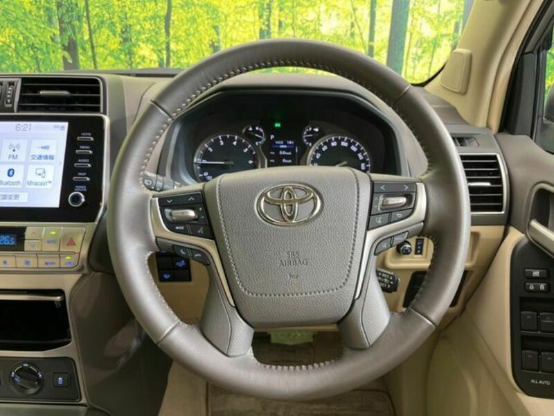 LAND CRUISER PRADO-11