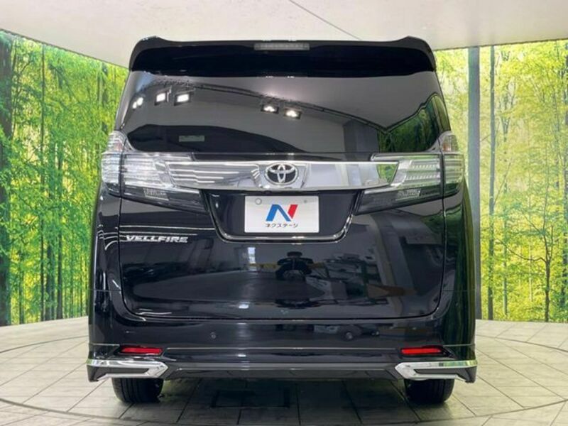 VELLFIRE-15