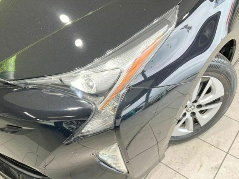 PRIUS-12