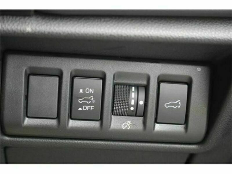LEGACY OUTBACK-5