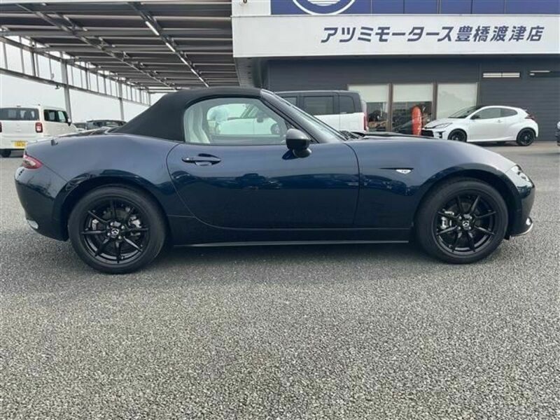 ROADSTER