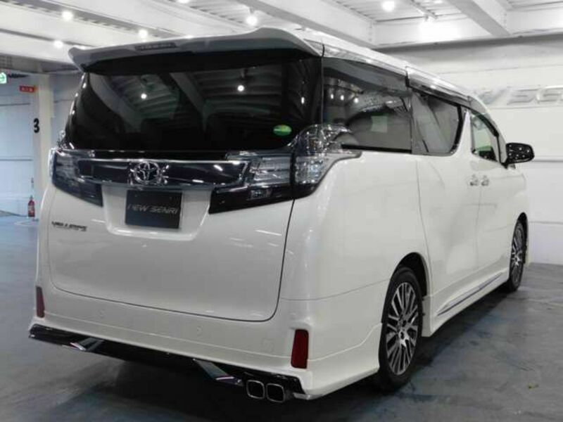 VELLFIRE-4
