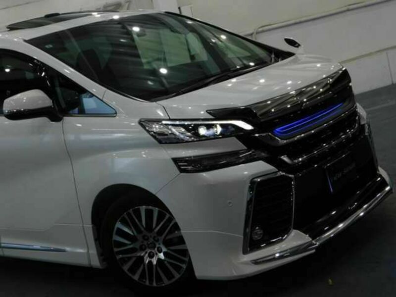 VELLFIRE-5