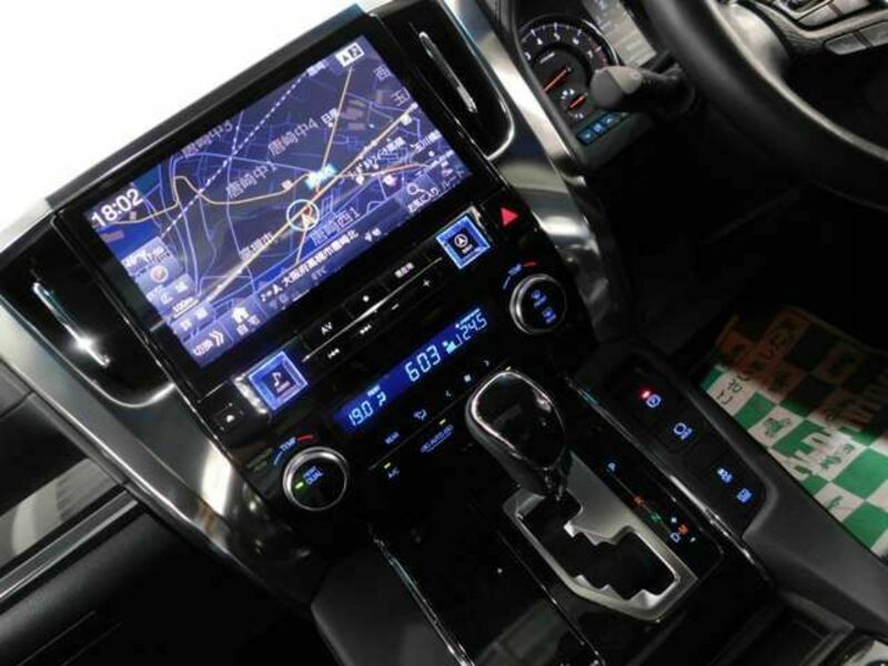 VELLFIRE-6