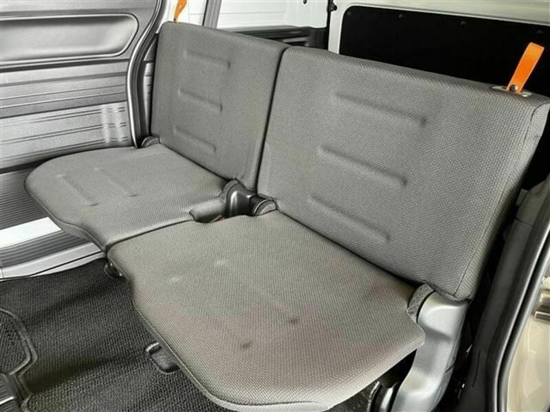 N-VAN