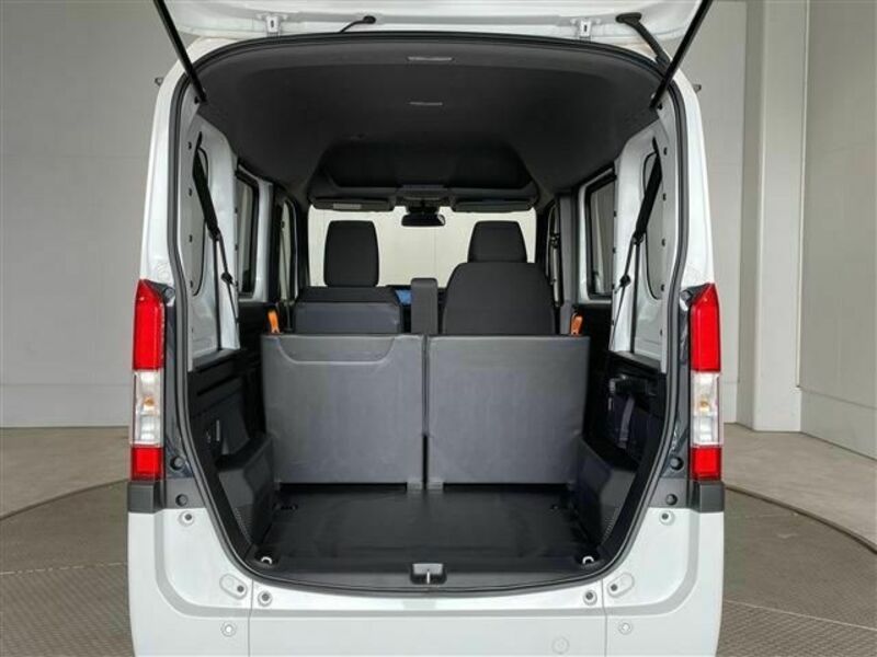 N-VAN