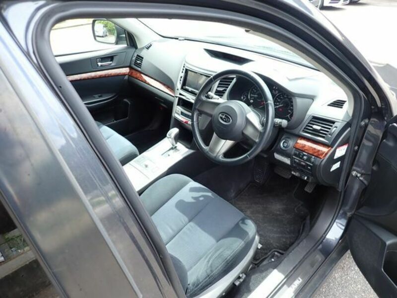LEGACY OUTBACK