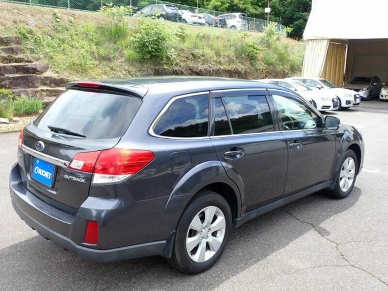 LEGACY OUTBACK