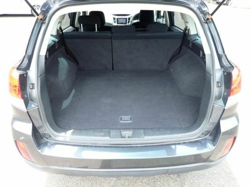 LEGACY OUTBACK