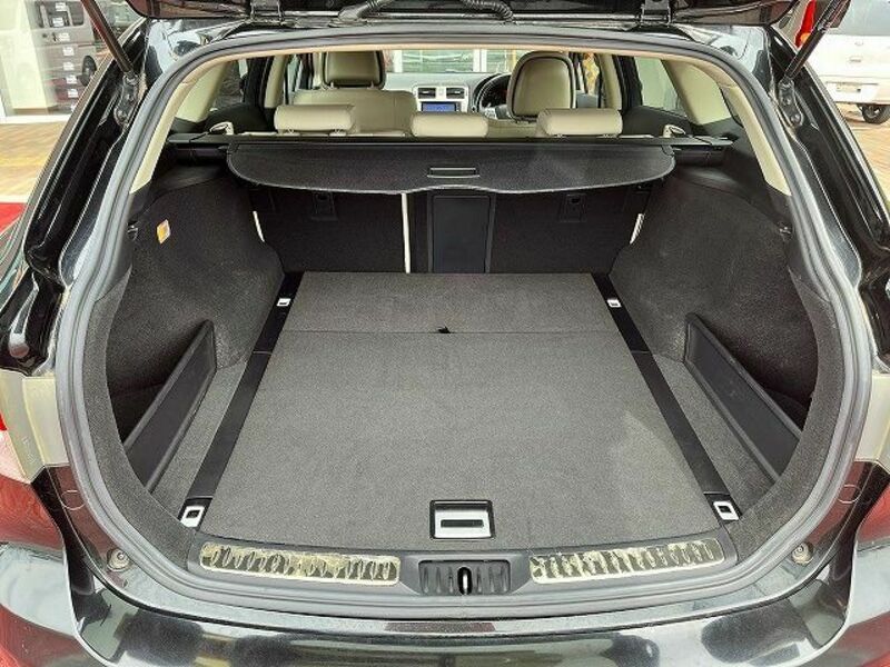 AVENSIS WAGON