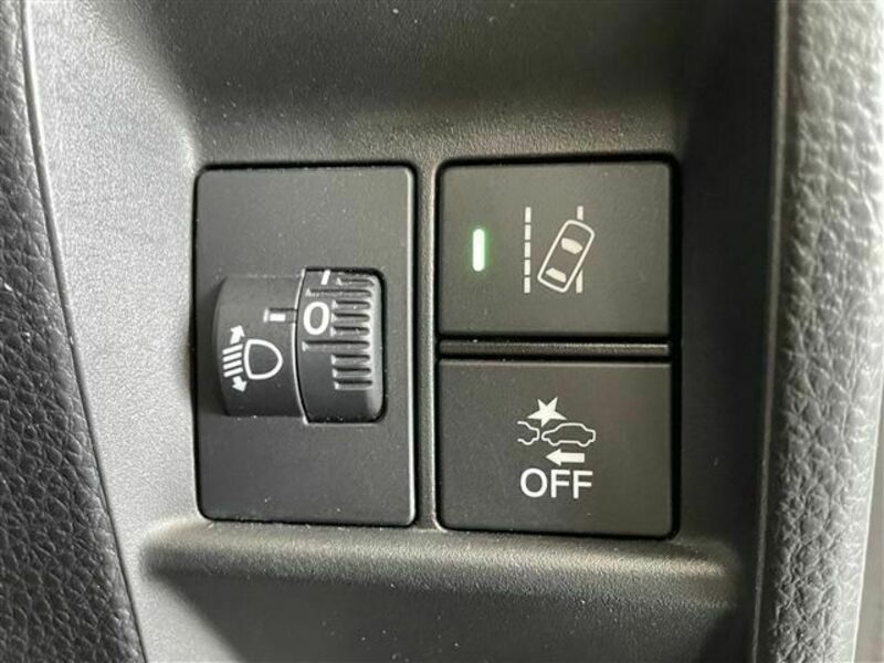 N-VAN