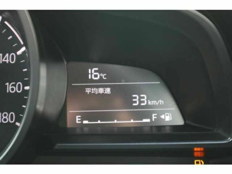 MAZDA2-6