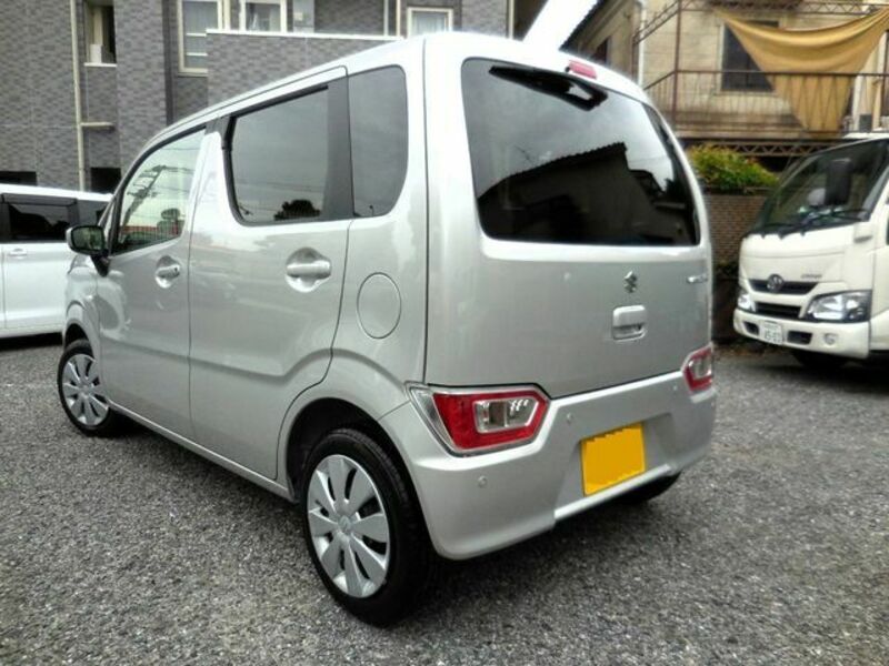 WAGON R