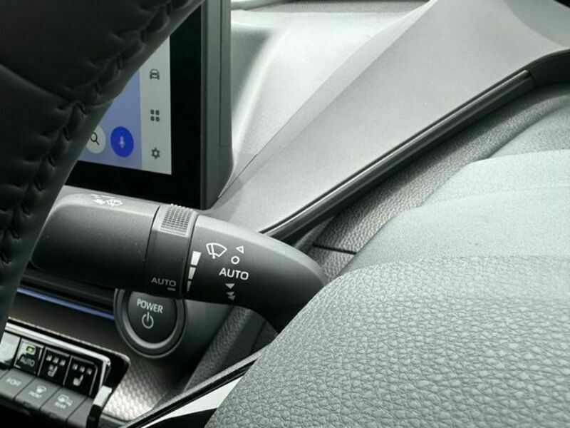 PRIUS-13