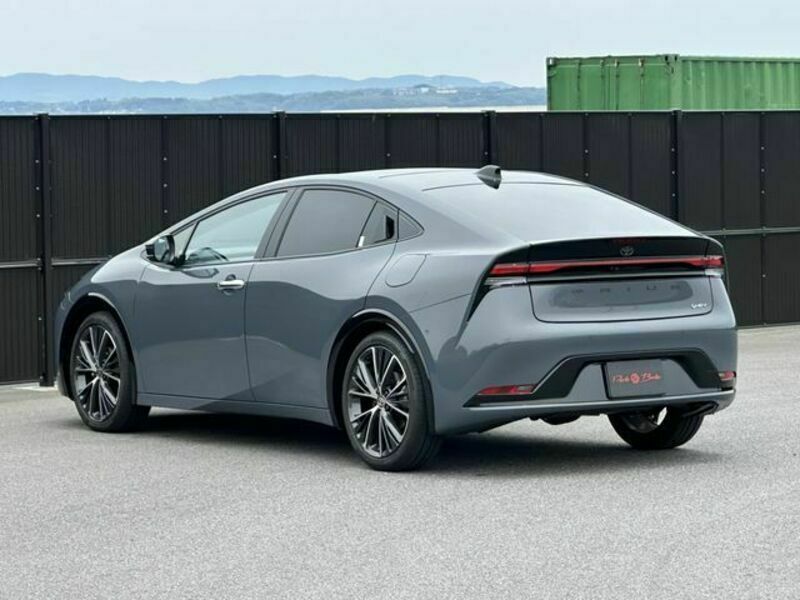 PRIUS-23
