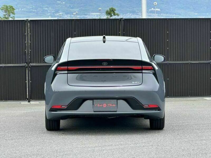 PRIUS-26