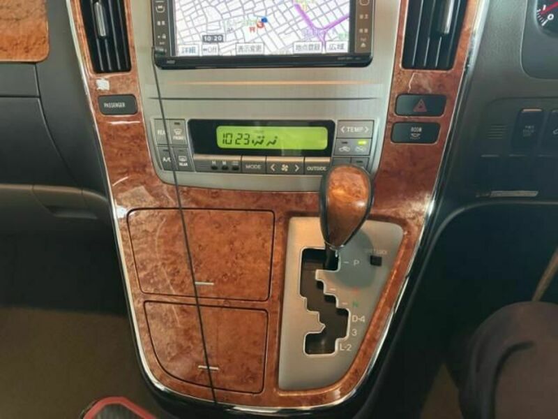 ALPHARD-22