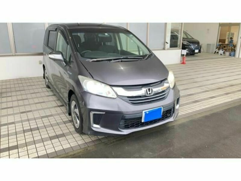 HONDA FREED HYBRID