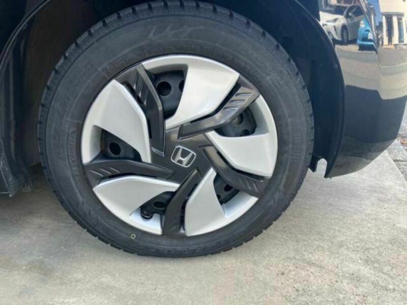 FIT HYBRID
