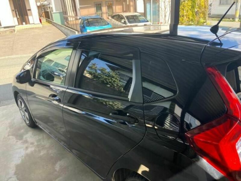 FIT HYBRID