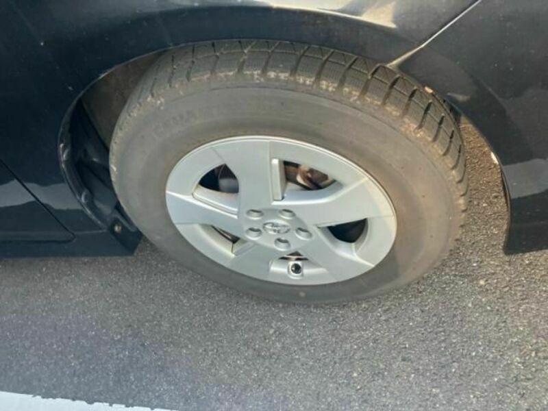 PRIUS-6