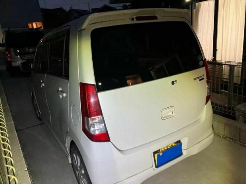 WAGON R