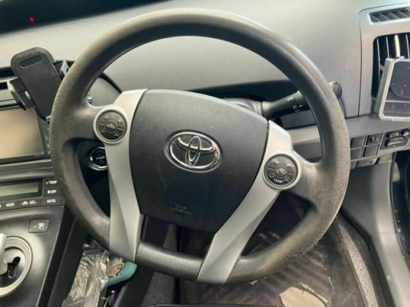 PRIUS-10