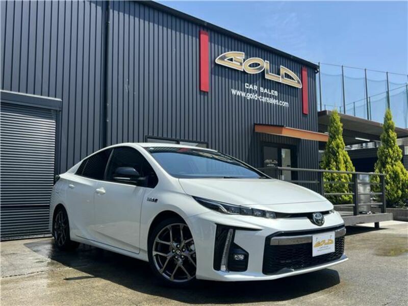TOYOTA PRIUS PHV