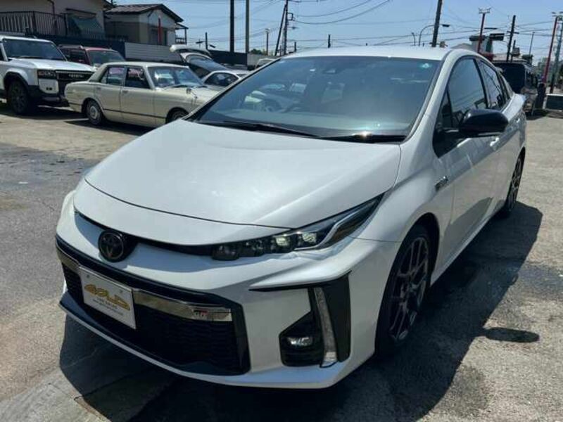 PRIUS PHV