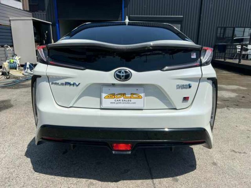 PRIUS PHV