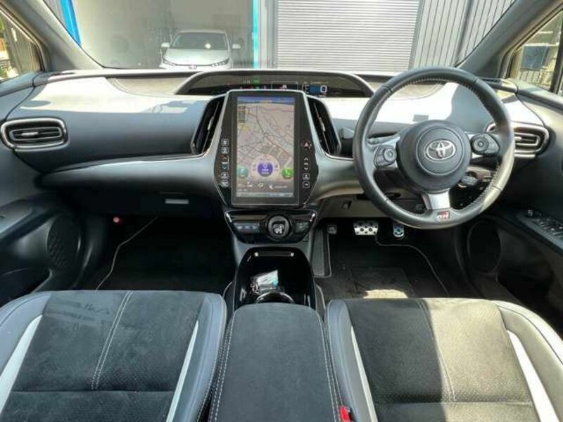 PRIUS PHV