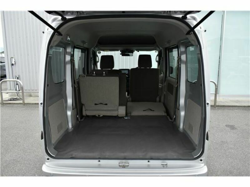 CLIPPER VAN