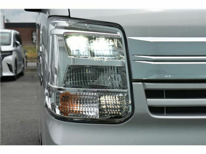 CLIPPER VAN