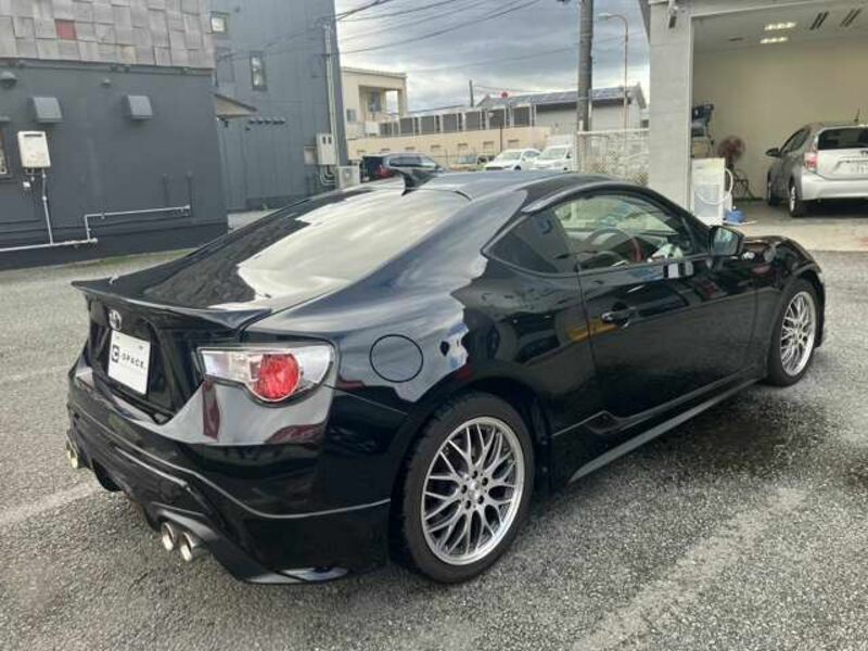 86