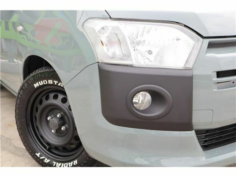 SUCCEED VAN