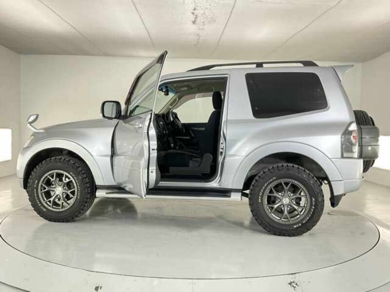 PAJERO