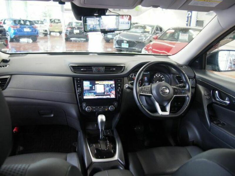 X-TRAIL-2
