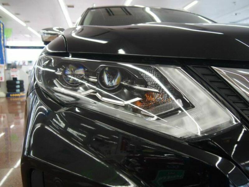 X-TRAIL-9