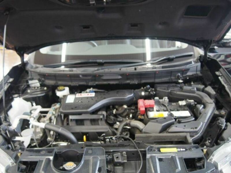 X-TRAIL-36